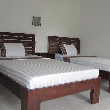 Galang Kangin Bungalows Amed Стая снимка