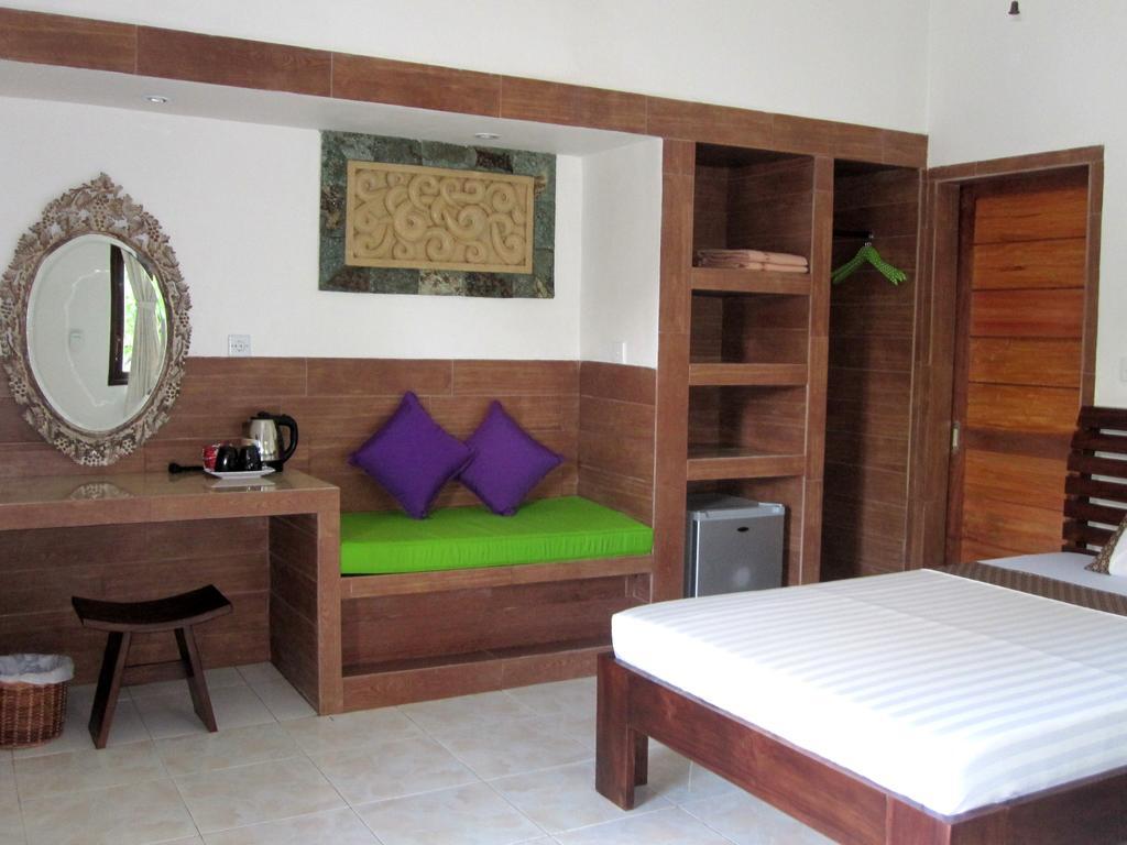 Galang Kangin Bungalows Amed Стая снимка