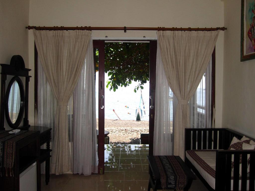 Galang Kangin Bungalows Amed Стая снимка